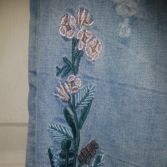Jella Couture Embroidered Blue Jeans - Picture 7 of 16